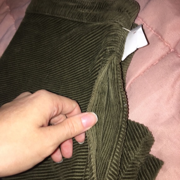 Olive green corduroy skirt from Nordstrom - Picture 4 of 5